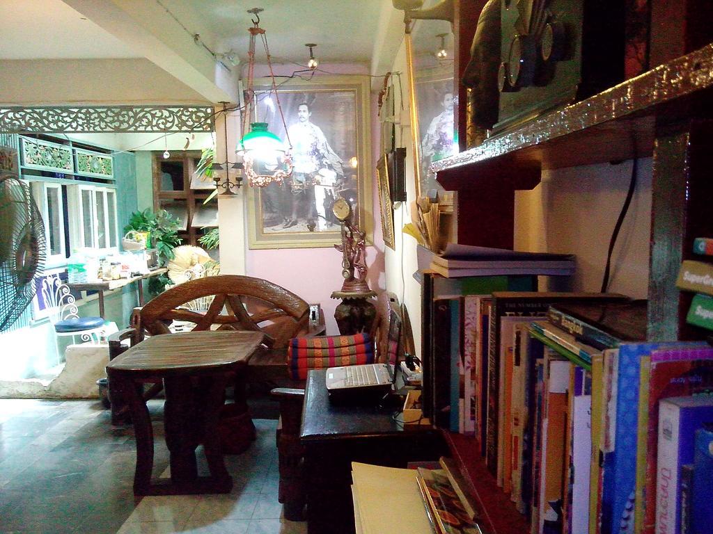 Hotel Cafe De Baan Raow Bangkok Exteriér fotografie